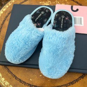 NWT Ashley blue fuzzy slippers cushion comfort w/ extra insole paddings size 5/6